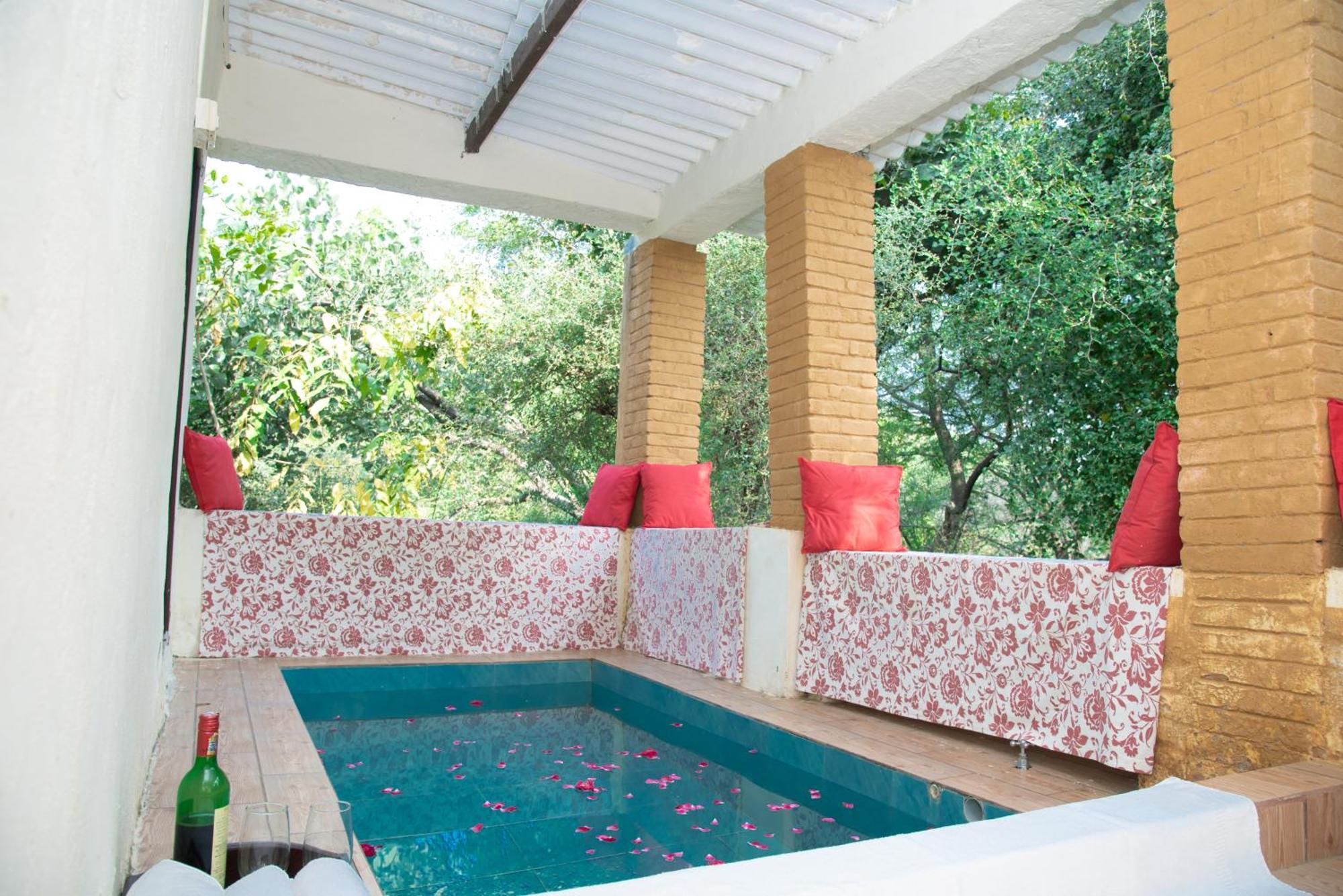 Shivika Lake Hotel Ranakpur Sādri Exterior foto
